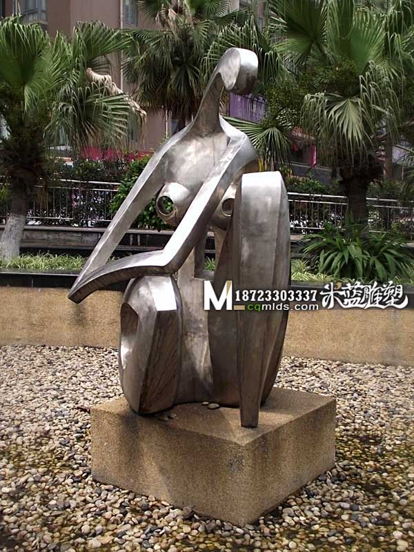 贵州不锈钢雕塑抽象人物雕塑女人