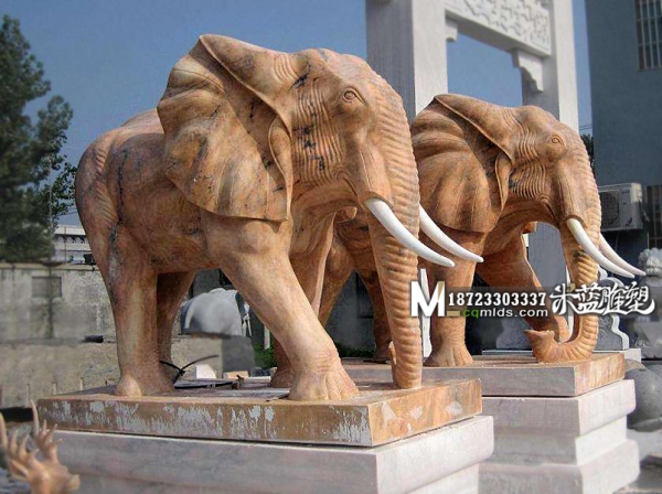 昆明石雕大象