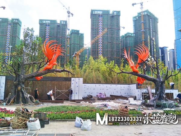 四川宜宾水泥树雕塑
